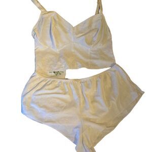 Victoria's Secret Satin V-Neck Lace Trim Tank Top & Shorts Pajama Set White XXL